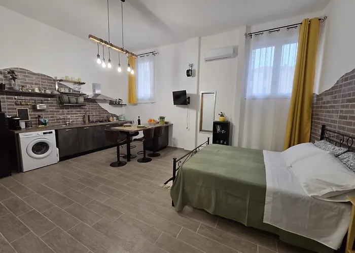 Mini Loft 96018 公寓 *